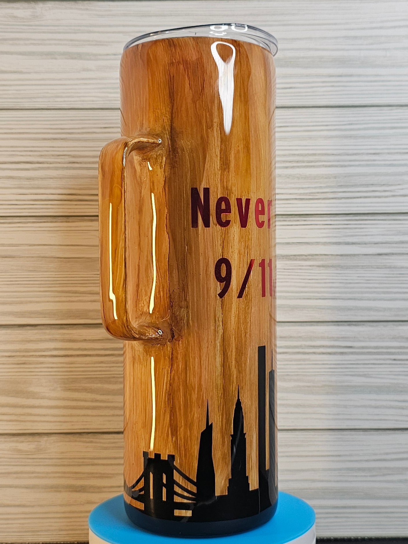 30oz Skinny Hoggdle Wood Grain 9/11 New York Skyline Epoxy Tumble