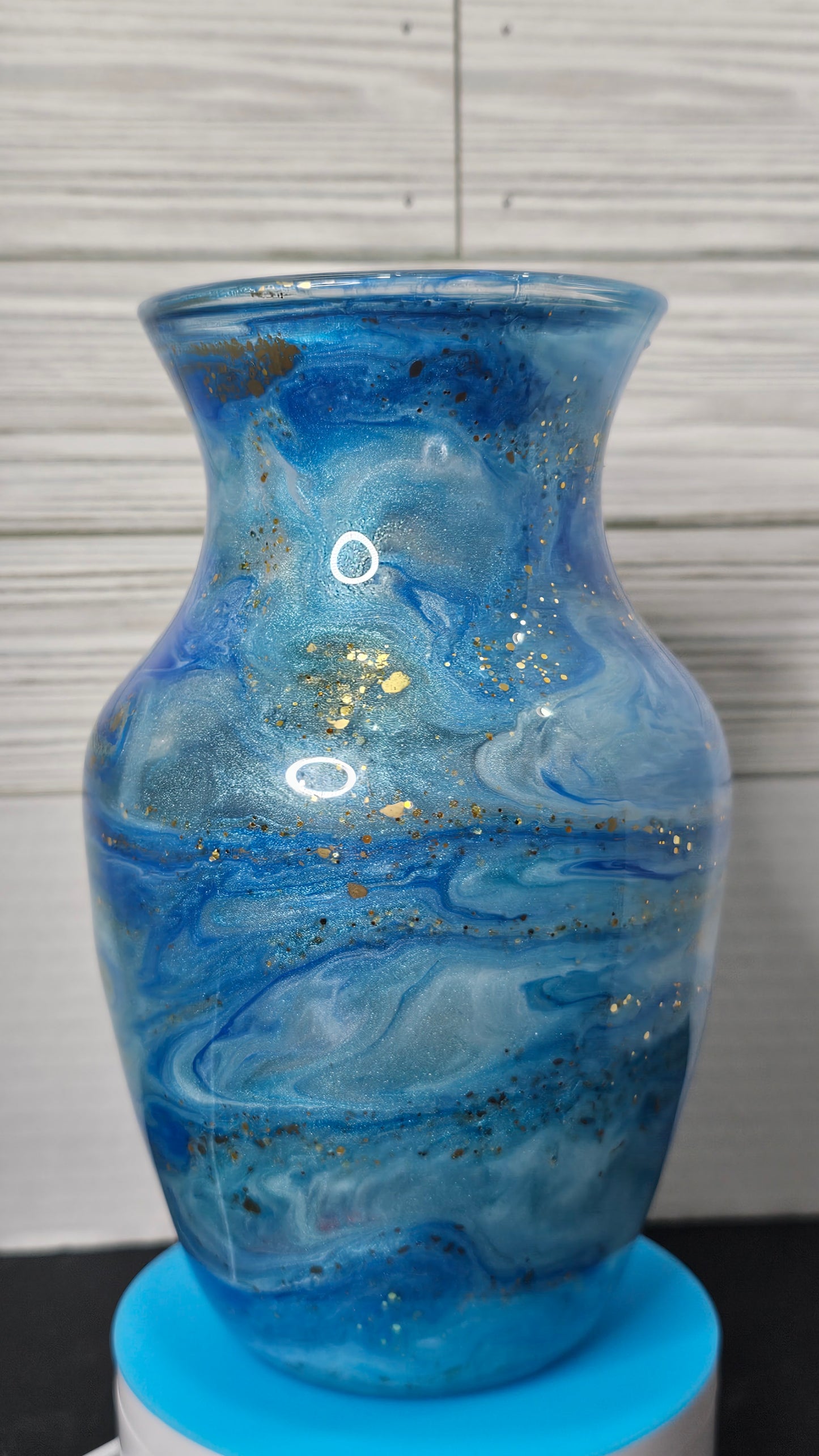 Medium Epoxy Vase Ink Swirl Blue with Glitter Vein